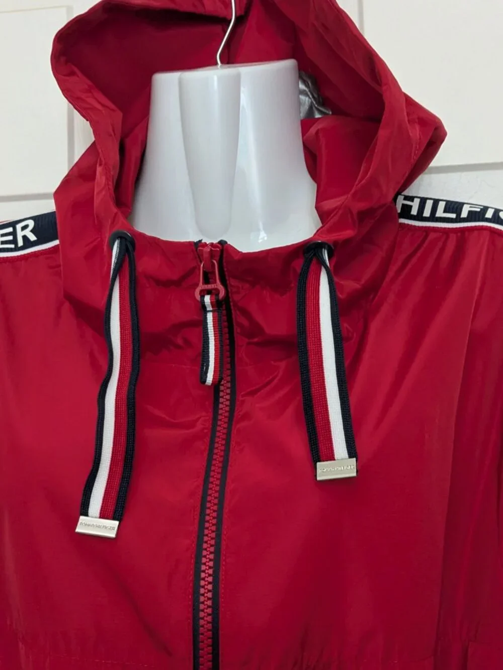 Tommy Hilfiger Women's Long Windbreaker Jacket Size M Red - Picture 3 of 10